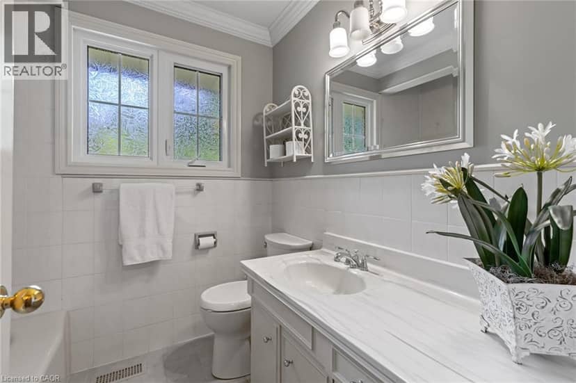 401 CAIRNCROFT Road — photo 18 of 33