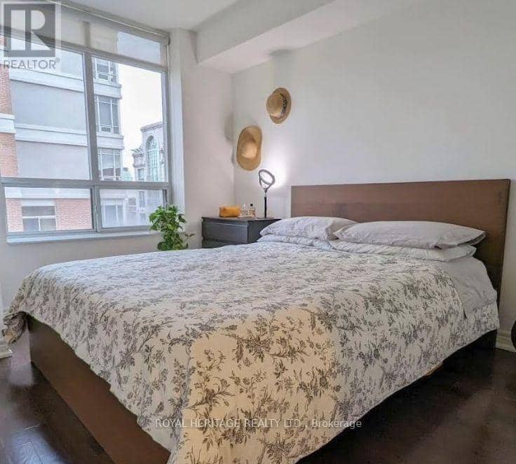 1202 - 60 St Clair Avenue W, Toronto, photo 7