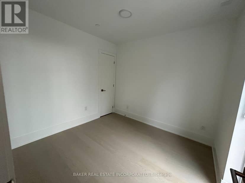 101 - 36 Olive Avenue — photo 13 of 40