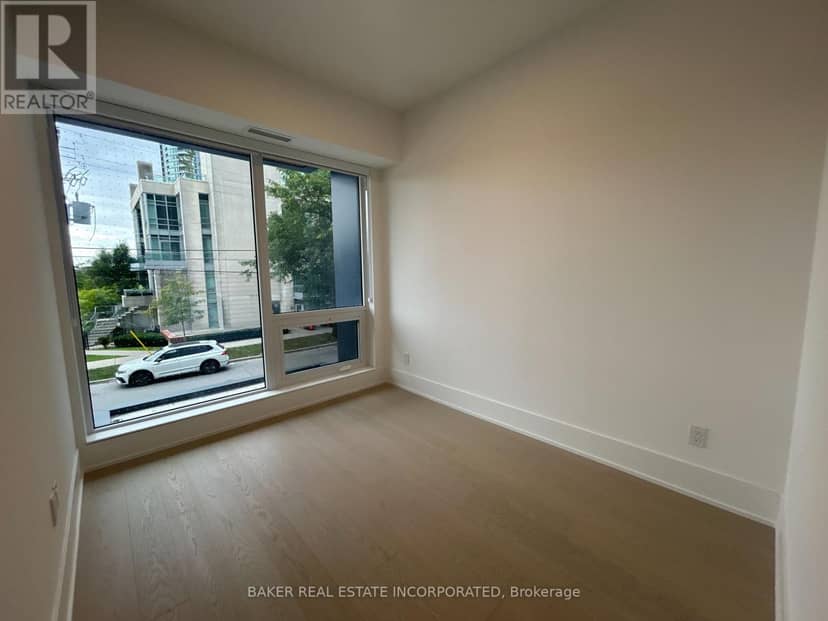 101 - 36 Olive Avenue — photo 6 of 40
