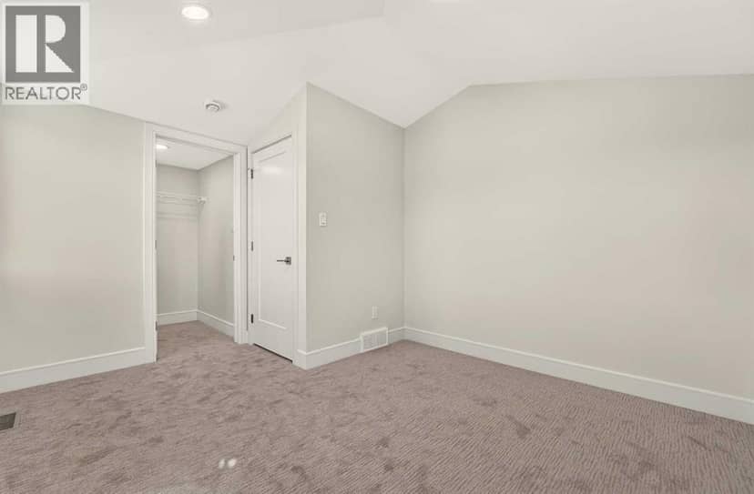 8602 25 Avenue — photo 39 of 40