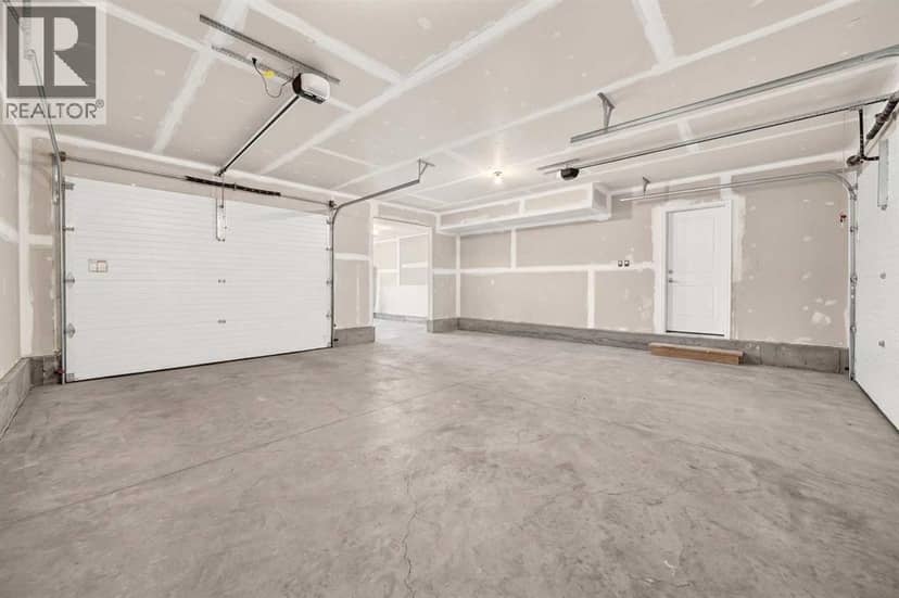 8602 25 Avenue — photo 40 of 40