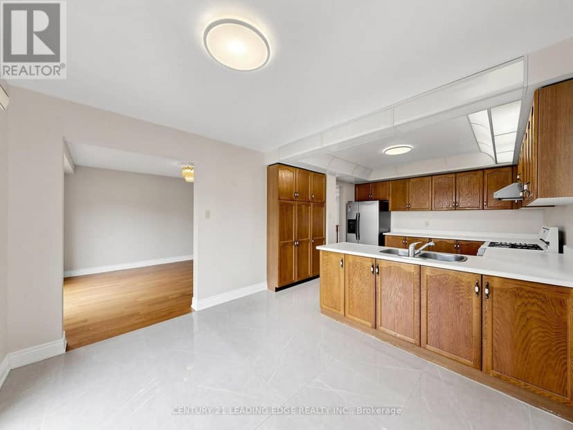 92 Erickson Drive, Whitby, photo 7