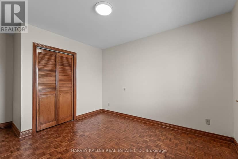 113 Bond Crescent — photo 19 of 37