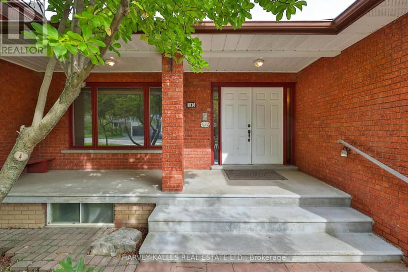 113 Bond Crescent — photo 2 of 37