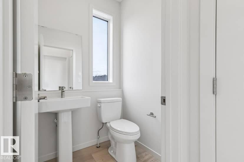 118 Westwind DR — photo 15 of 29
