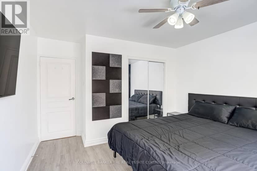 208 - 50 Gulliver Road — photo 17 of 40