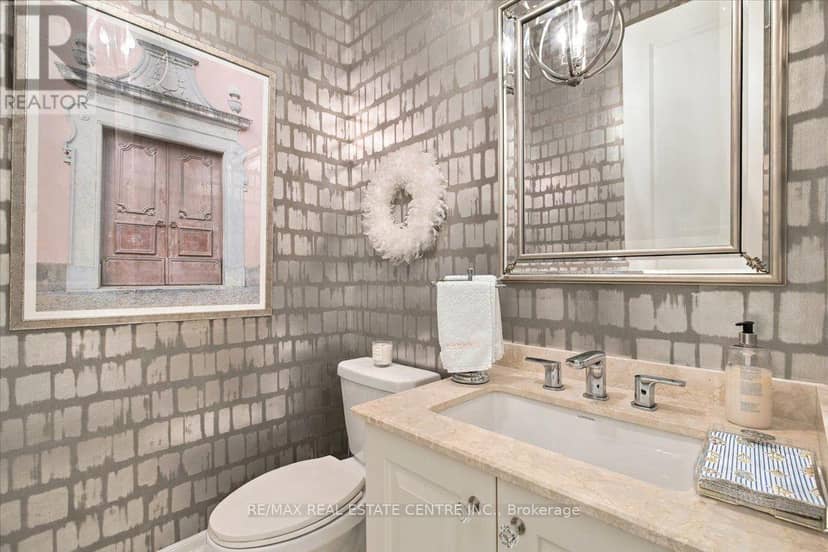 3124 Parsonage Crescent — photo 12 of 40