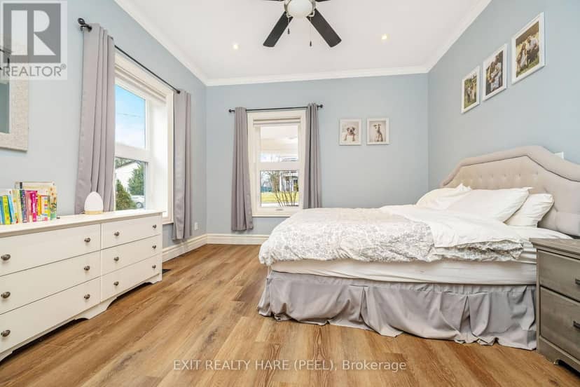 31 Brock Street — photo 16 of 40