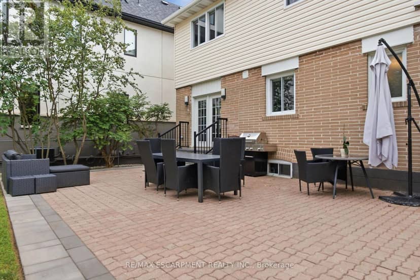 513 Maplehurst Avenue — photo 36 of 40