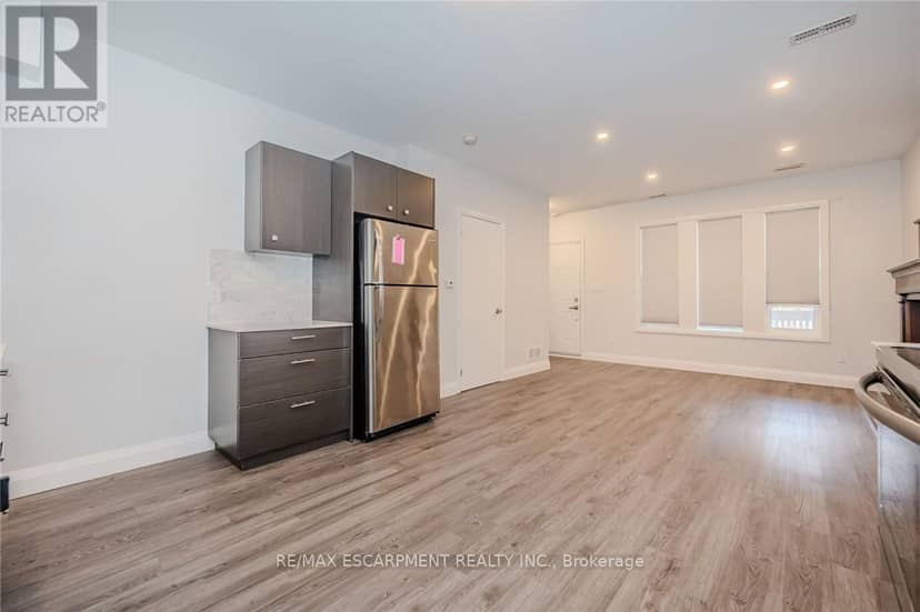 74 Cathcart Street — photo 8 of 40