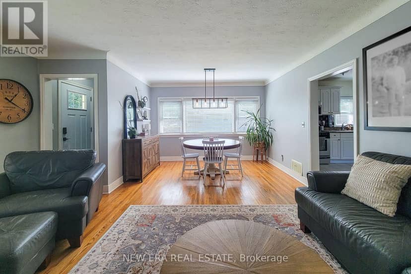 19 Thorndale Avenue — photo 19 of 40