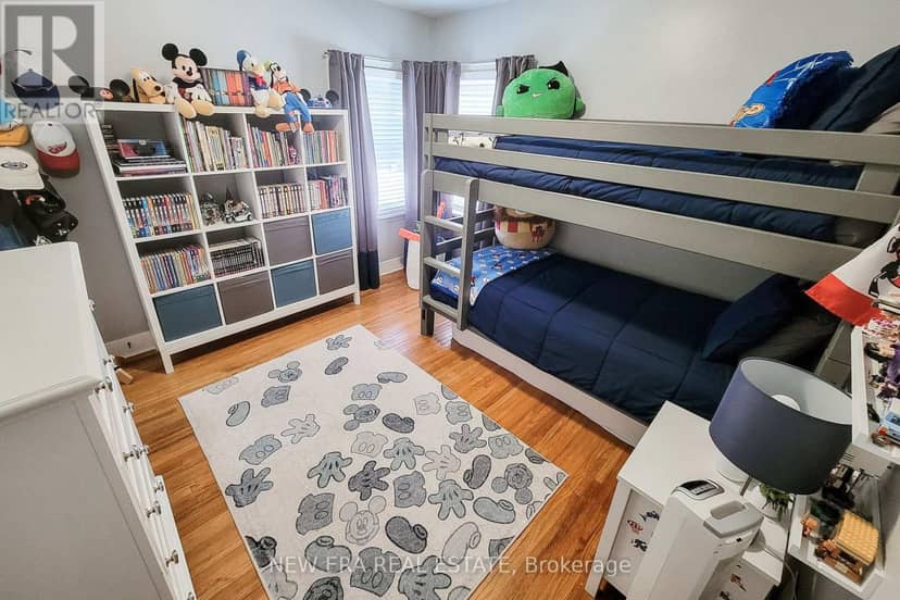 19 Thorndale Avenue — photo 30 of 40