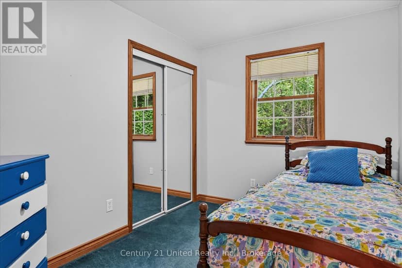 335 Douro 3rd Line — photo 19 of 40