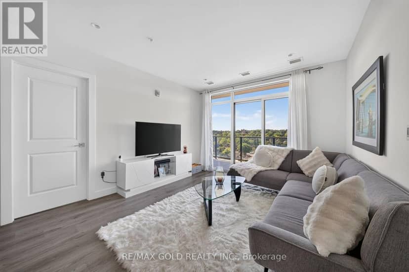1310 - 15 Glebe Street — photo 20 of 40