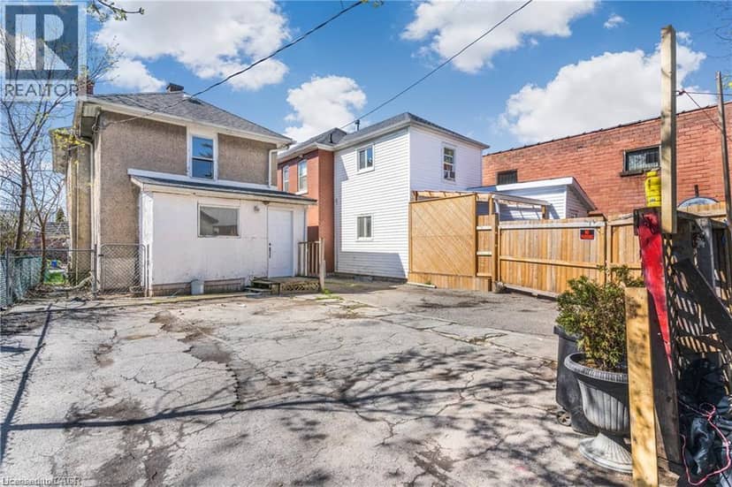 16 ALBERT Street, Welland, photo 8