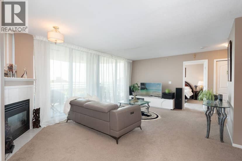804 739 PRINCESS STREET, New Westminster, photo 3