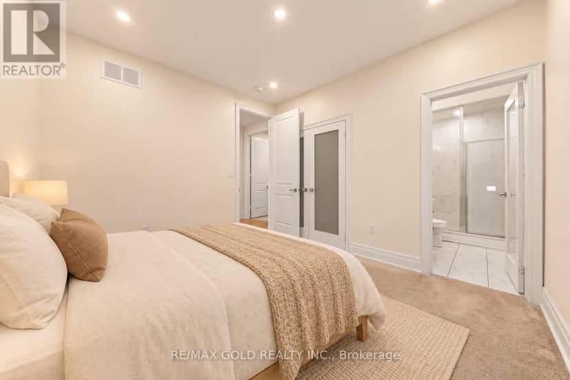 1199 Queens Plate Road E — photo 32 of 35