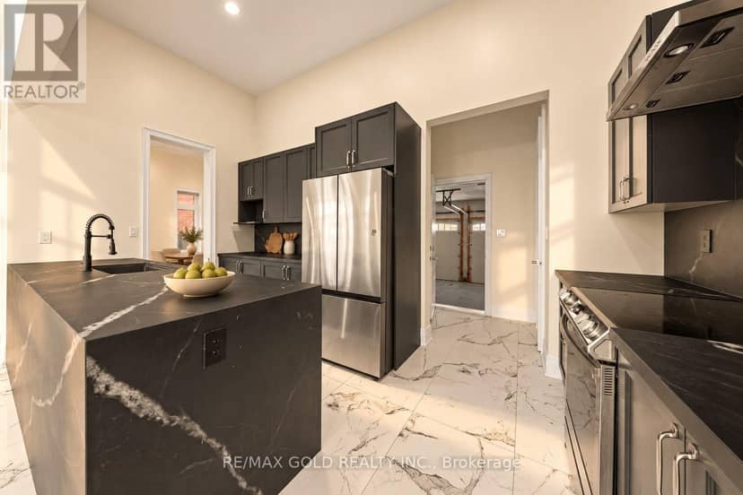 1199 Queens Plate Road E — photo 16 of 35