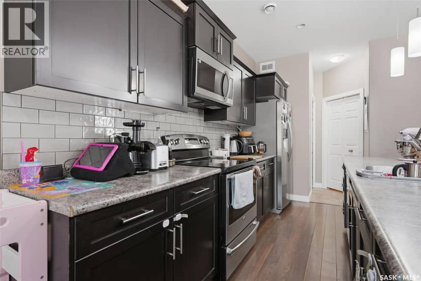 1448 McIntosh STREET — photo 8 of 40