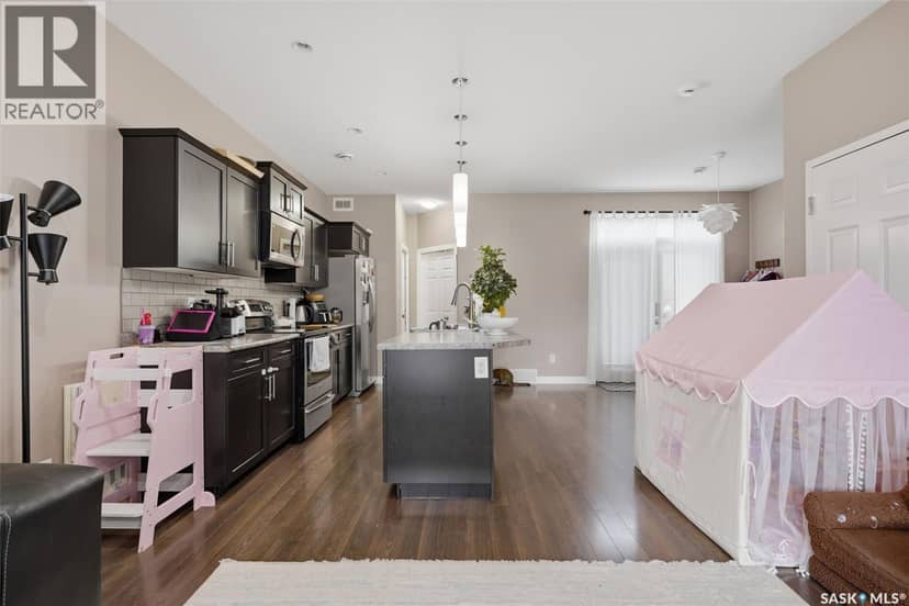 1448 McIntosh STREET — photo 11 of 40