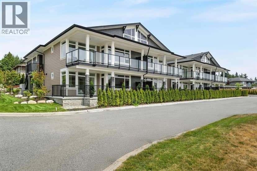 4 5522 MCCOURT ROAD, Sechelt