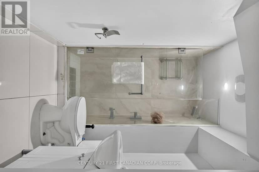 384 Wharncliffe Road S — photo 35 of 40