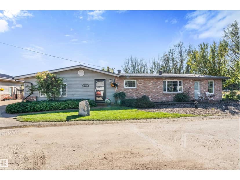 6016 52 AV, Rural Lac Ste. Anne County, photo 2