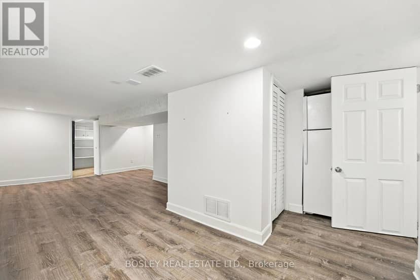 682 Milverton Boulevard — photo 32 of 40