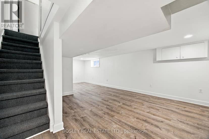 682 Milverton Boulevard — photo 37 of 40