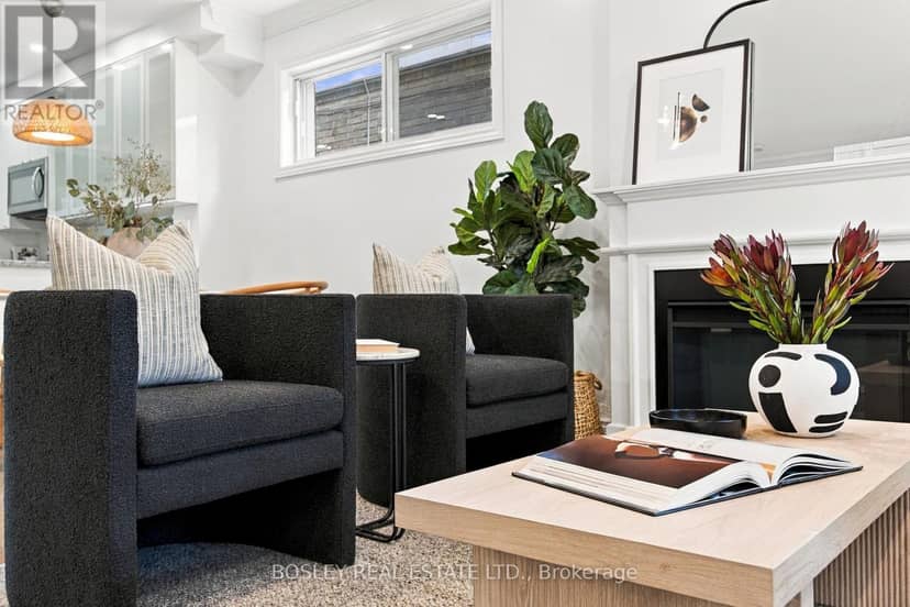 682 Milverton Boulevard, Toronto, photo 4