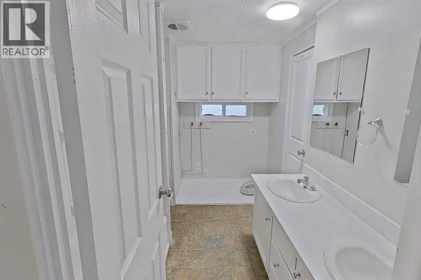 212, 5344 76 Street, Red Deer, photo 7