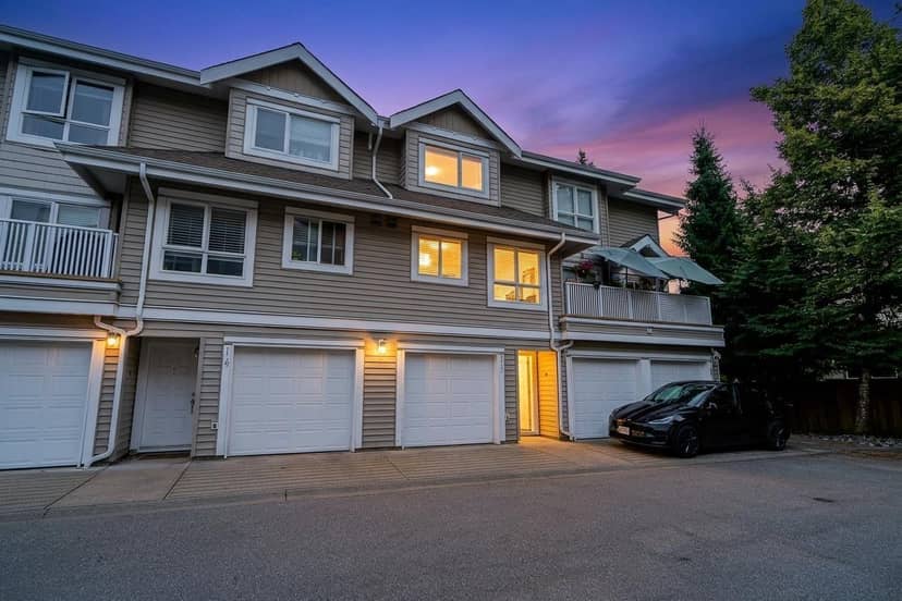 15 8968 208 STREET, Langley