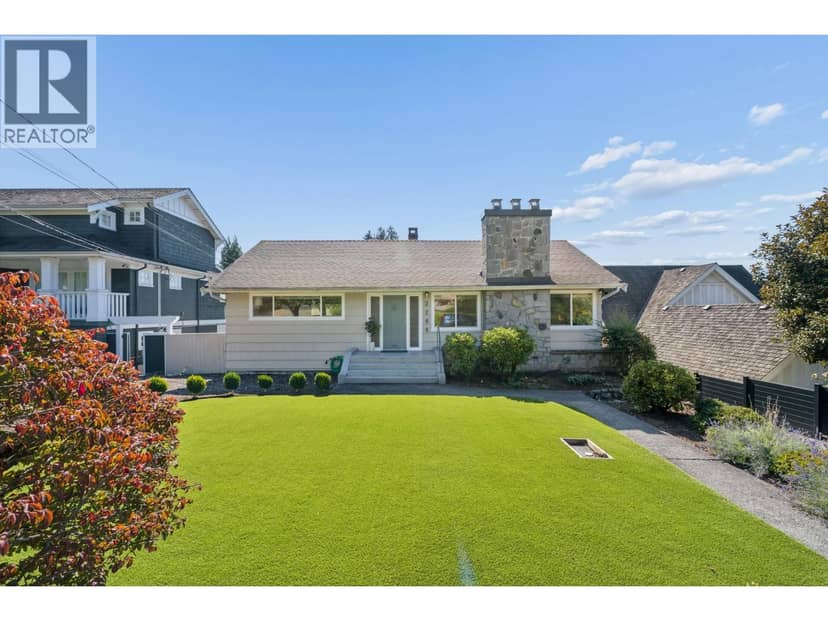 2288 KINGS AVENUE, West Vancouver