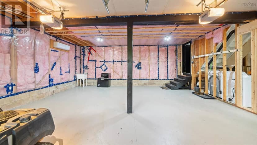 95 FOREST GLADE Road — photo 9 of 40