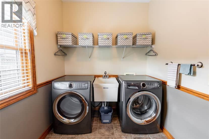3079 St. Clair PARKWAY — photo 17 of 40