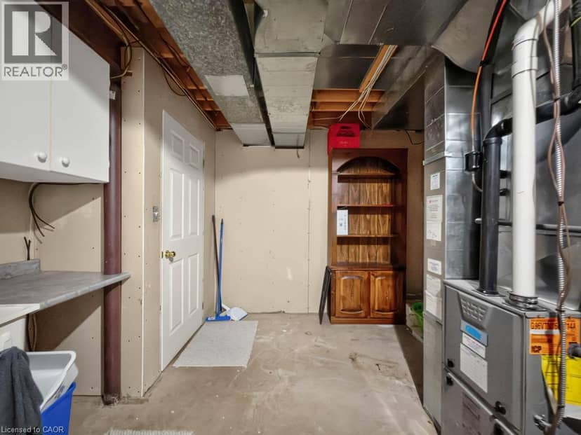 5131 HAWTHORN Drive — photo 37 of 40