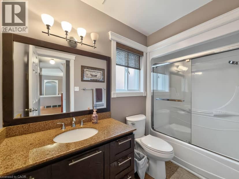 5131 HAWTHORN Drive — photo 16 of 40