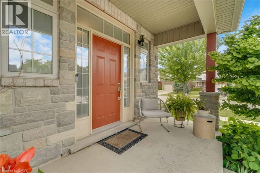 83 FRANKFURT Street, Kitchener, photo 3