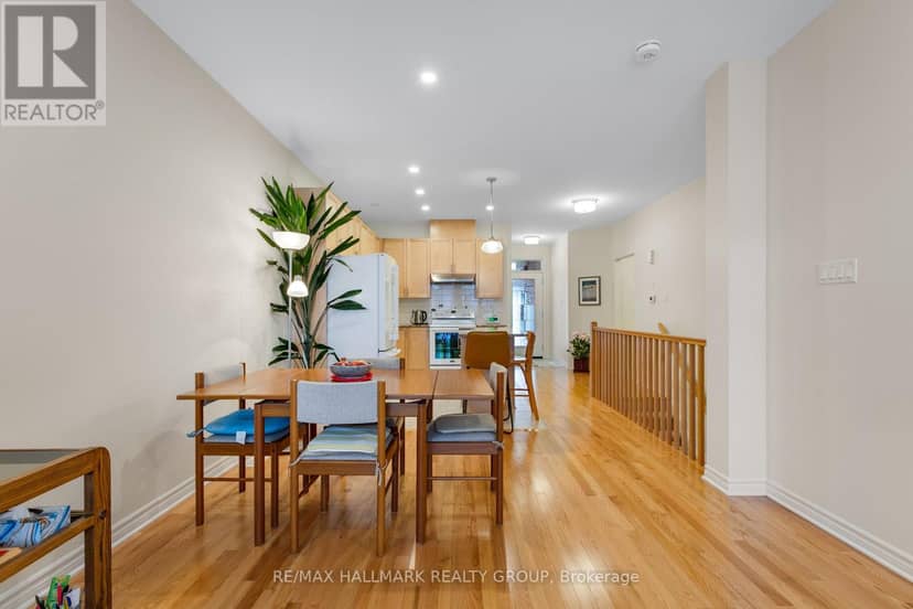66 Kayenta Street — photo 12 of 33