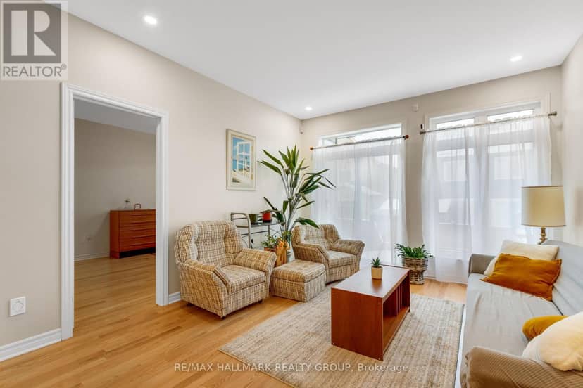 66 Kayenta Street — photo 14 of 33