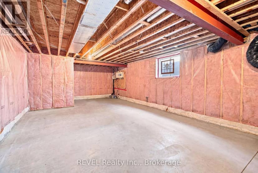 90 Sunrise Court — photo 34 of 40