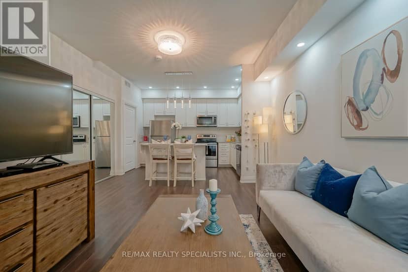 D902 - 5289 Highway 7, Vaughan, photo 7