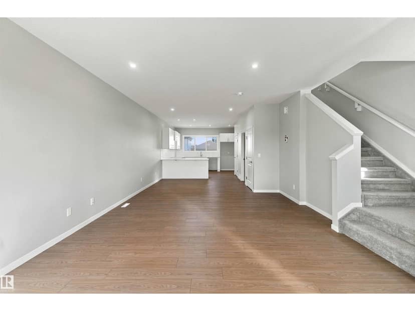 1256 McLeod Av — photo 10 of 40