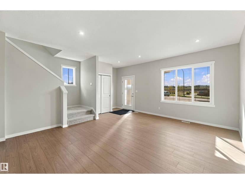 1256 McLeod Av, Spruce Grove, photo 8