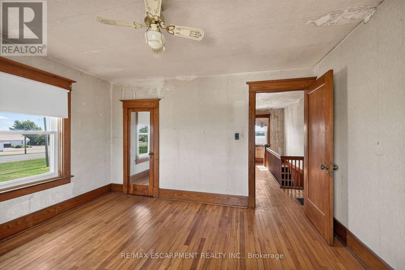 3311 Highway 6 — photo 16 of 32