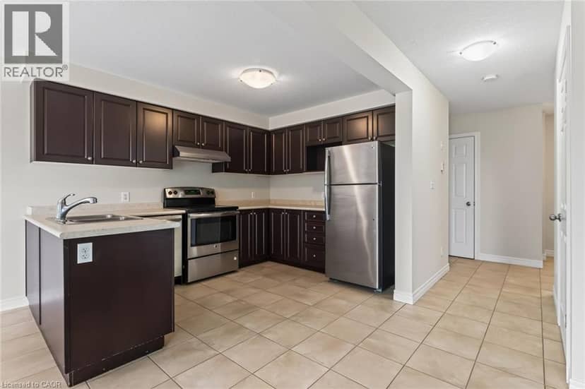 571 CHAMPLAIN Avenue — photo 9 of 30