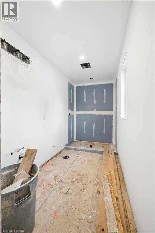 138 CHARLOTTA Street — photo 38 of 40