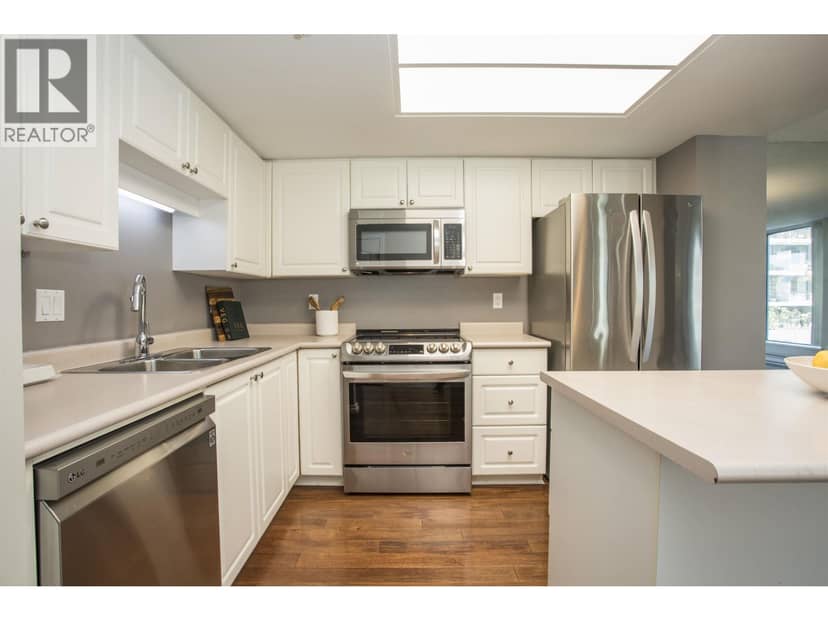 205 719 PRINCESS STREET, New Westminster, photo 5