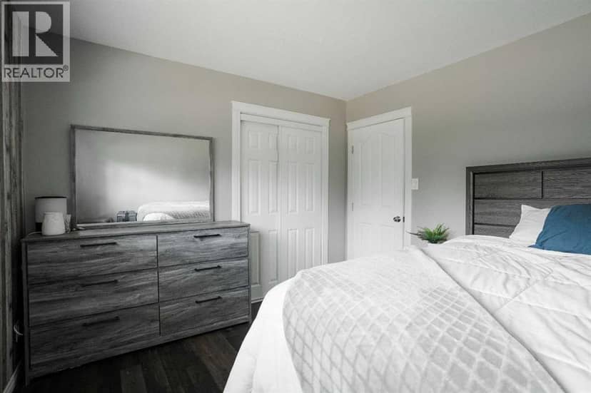 525 Beacon Hill Drive — photo 27 of 40